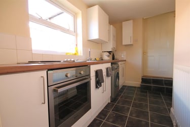 4 bed flat, Claremont Road, Spital Tongues, Newcastle, NE24AN - Image 3